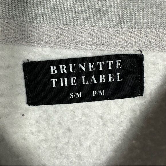 Brunette The Label 'Hey Babe' Grey Crew Neck Sweatshirt Size Small/Medium - Picture 6 of 16